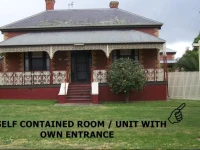 RJs Bed & Breakfast 
