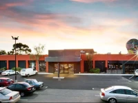 Skyways Hotel Airport West 3*