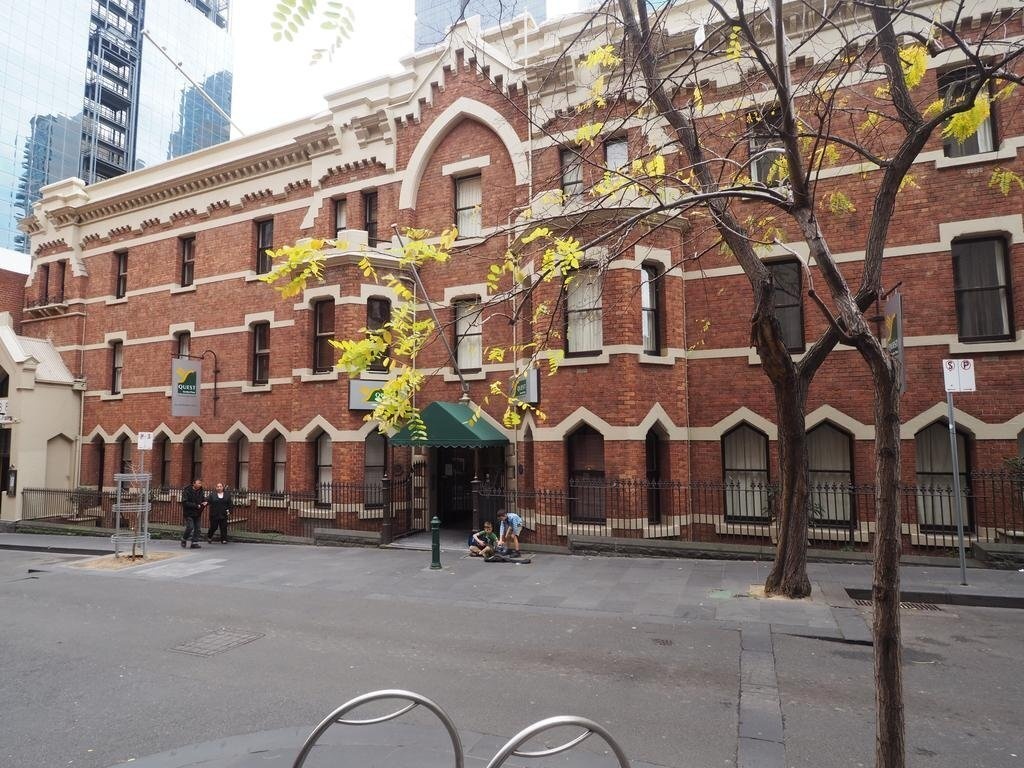 Little Bourke Street 