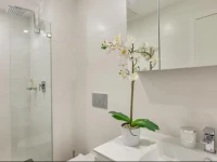 MELBOURNE FULLY SELF CONTAINED MODERN 1 BEDROOM APPARTMENT (607QUN) 