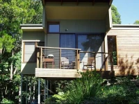 Montville Ocean View Cottages 