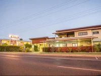 Spinifex Motel and Serviced Apartments 