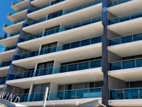 Northwind Beachfront Apartments 
