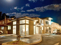 Remington Motor Inn