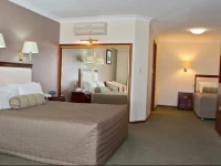 Quality Inn Ambassador Orange 