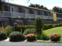 Summer East Apartments 