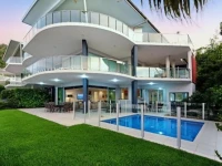 Pavillions 5*