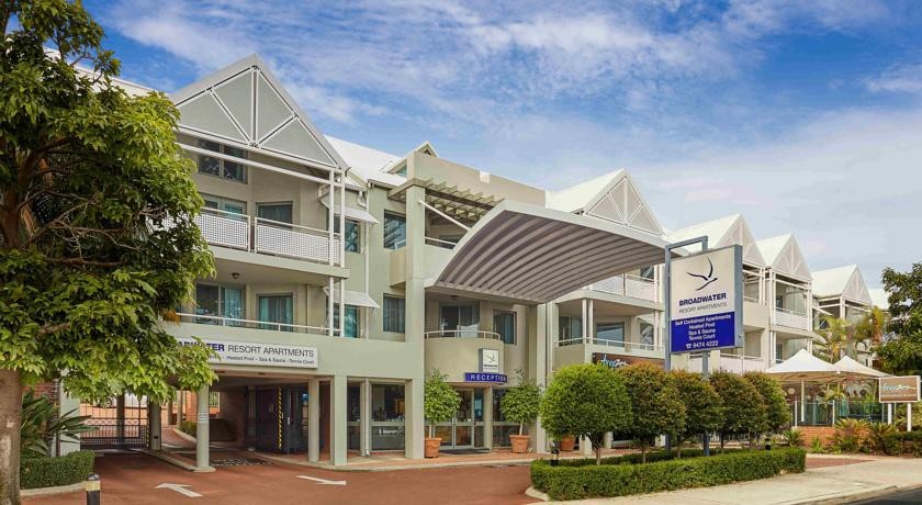 Broadwater Resort Apartments 