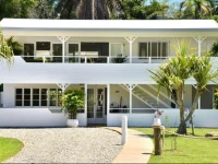 Jamaica Beach House 