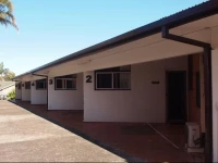 Ocean Breeze Motel 