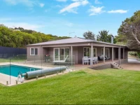 Back Beach Sanctuary with pool 