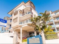 Redcliffe Central 