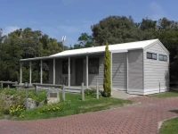 Lakeside Tourist Park 