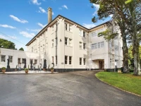 The Robertson Hotel 