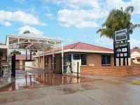Addison Motor Inn 4*