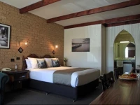 Belltower Motor Inn 