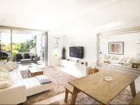 Bellevue #2 - A Bondi Beach Holiday Home 