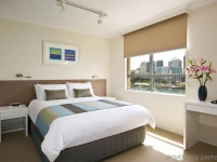 Harbourside Apartments 
