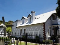 The Outback Lodge Manly 