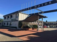 Westside Motor Inn 