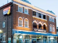 Strathfield Hotel 