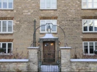 Highbridge House 