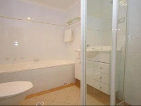 Parramatta Self-Contained Two-Bedroom Apartment (64SOR) 