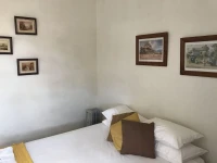 Caledonia Hotel 