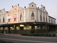 Pedens Hotel 