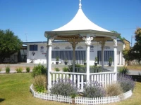 Gazebo Motor Inn 