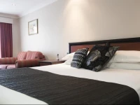 Best Western Plus All Settlers Motor Inn 