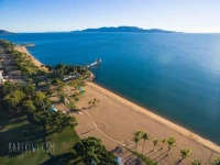 2 Bedroom Apartment Beachfront 