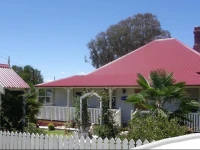 Tenterfield Historic c1895 Cottage 