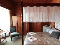 Texas Yellow Rose Guesthouse 