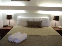 Connells Motel & Serviced Apartments 