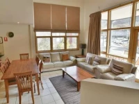 Tomarlin Views 1 
