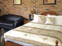 Country Gardens Motor Inn 