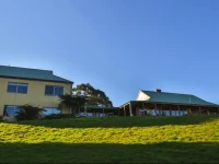 Waratah Lodge 