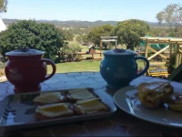 Birdhouse Cottage B&B 