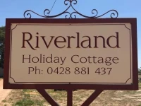 Riverland Holiday Cottage 