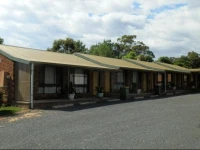 Woomargama Village Hotel Motel 
