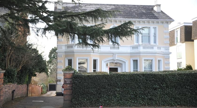 Windsor Harwood Apartment 