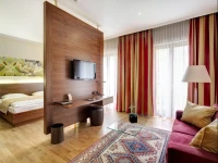 Schlosspark Mauerbach 4*