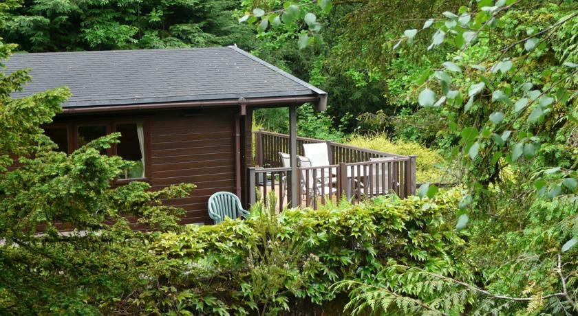 Mockerkin Tarn Luxury Log Cabin 
