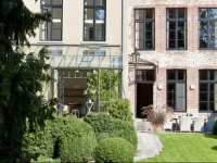 B&B Jacquemine Luxury Guesthouse and Art Gallery 