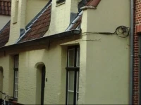 Helmhouse 16 