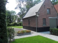 Holiday home in Sint-Kruis 