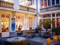 Jacques Brel Youth Hostel 