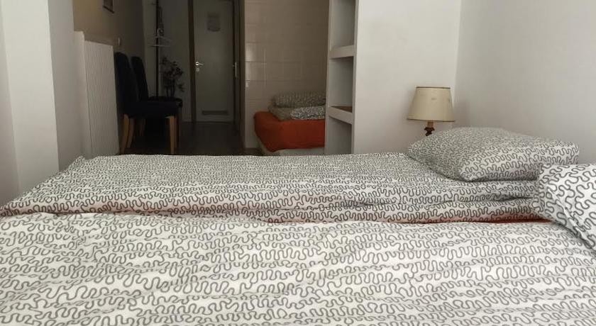 Low Cost Bed Point Be 