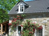 Petit GГ®te Laval 1 